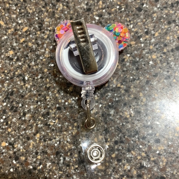 Pink glitter mouse ears badge holder - Picture 2 of 2